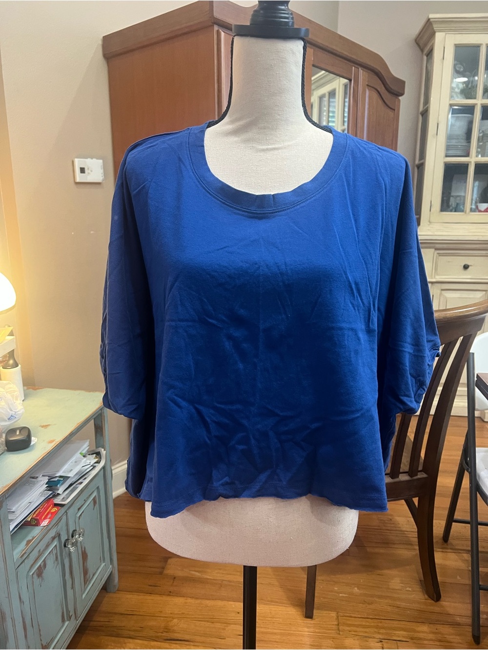 Zenana Outfitters Cropped Scoop Neck Top in Royal Blue